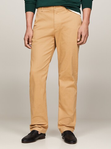 TOMMY HILFIGER Regular Chino 'Mercer Essential' in Beige: voorkant