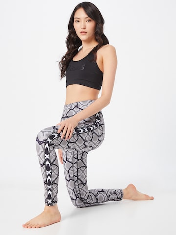 DELICATELOVE Skinny Workout Pants 'NADI' in Black