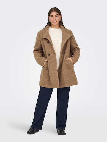 ONLY Carmakoma - Abrigo de invierno 'Carnewsophia' en marrón