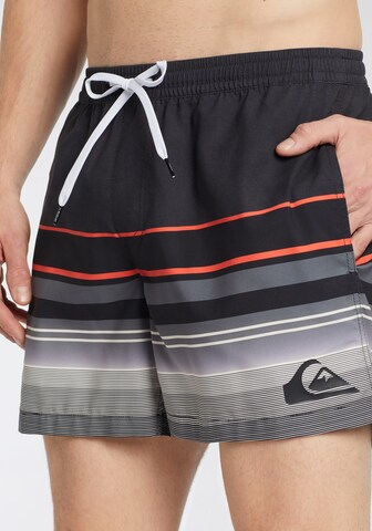 QUIKSILVER Boardshorts in Schwarz