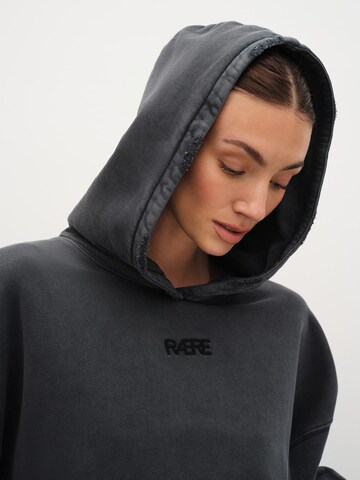 RÆRE by Lorena Rae Sweatshirt 'Lani' i grå