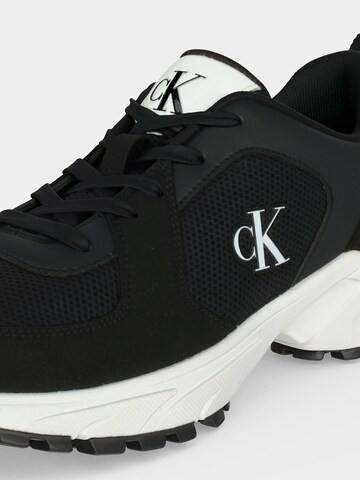 Calvin Klein Låg sneaker 'HIKE RUNNER' i svart