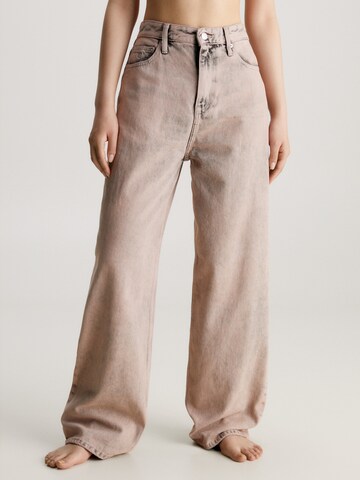 Calvin Klein Jeans Loosefit Jeans in Pink: Vorderseite