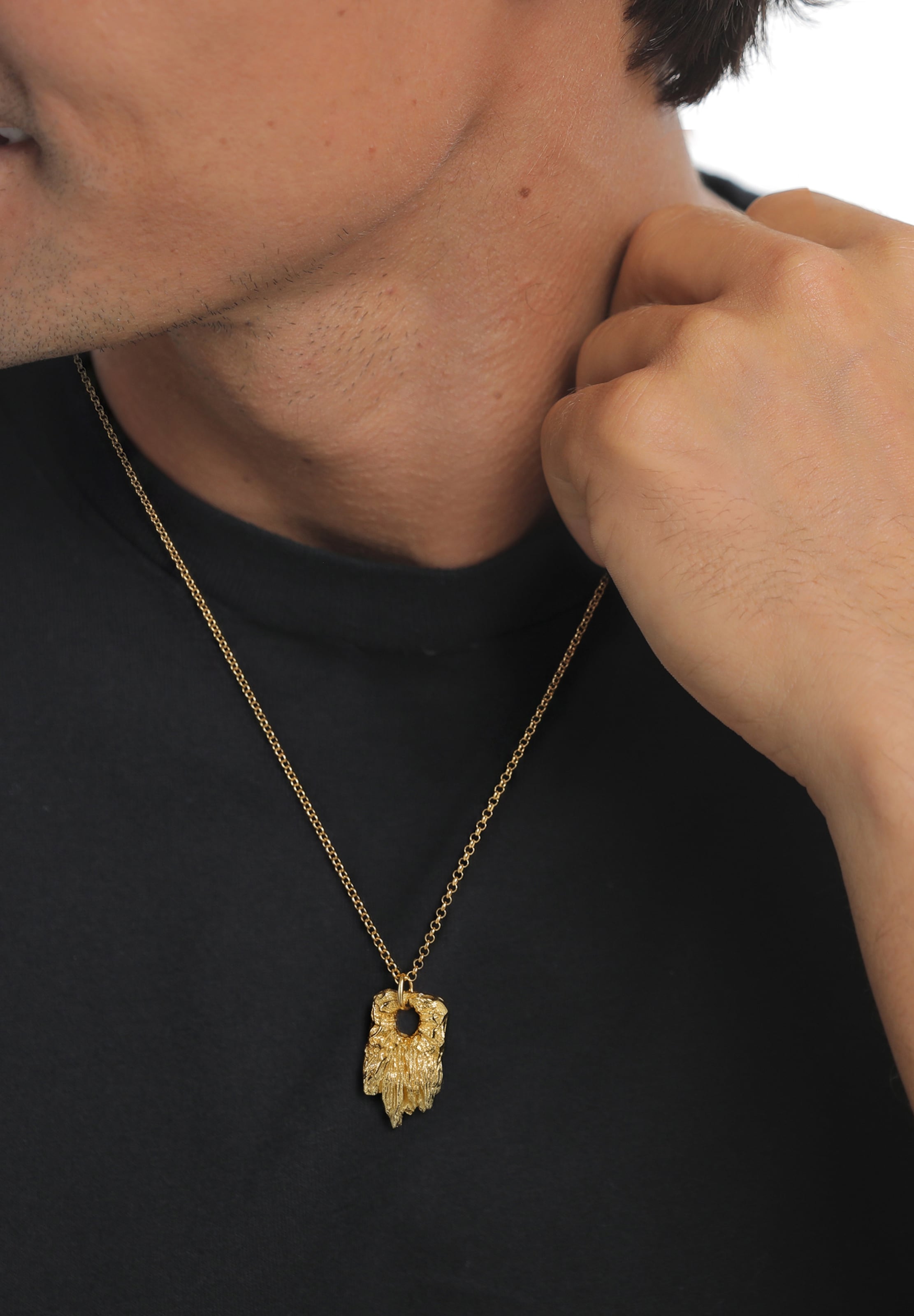 KUZZOI Kette in Gold: Vorderseite