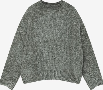 Pull&Bear Sweater in Green: front