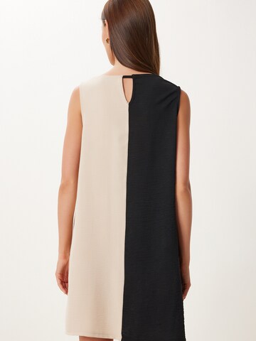 Happiness İstanbul Sukienka w kolorze czarny