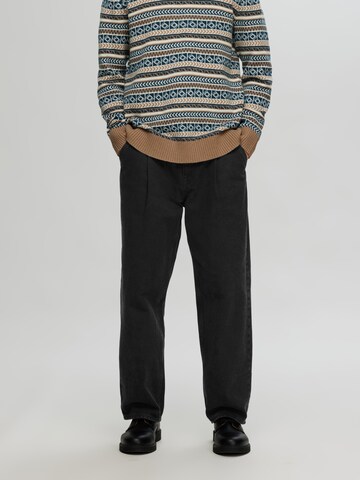 SELECTED HOMME - Loosefit Pantalón vaquero plisado 'SLH220' en negro: frente