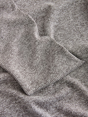 Maglietta di Next in grigio
