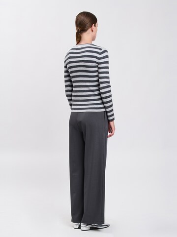 Influencer - Jersey en gris