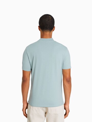 Bershka T-Shirt in Grün
