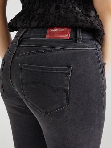 Skinny Jeans di FREEMAN T. PORTER in nero