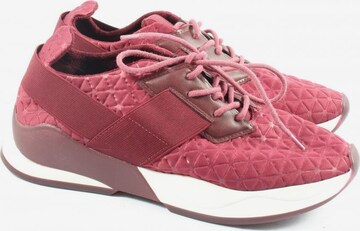 Bata Sneakers & Trainers in 40 in Pink: front