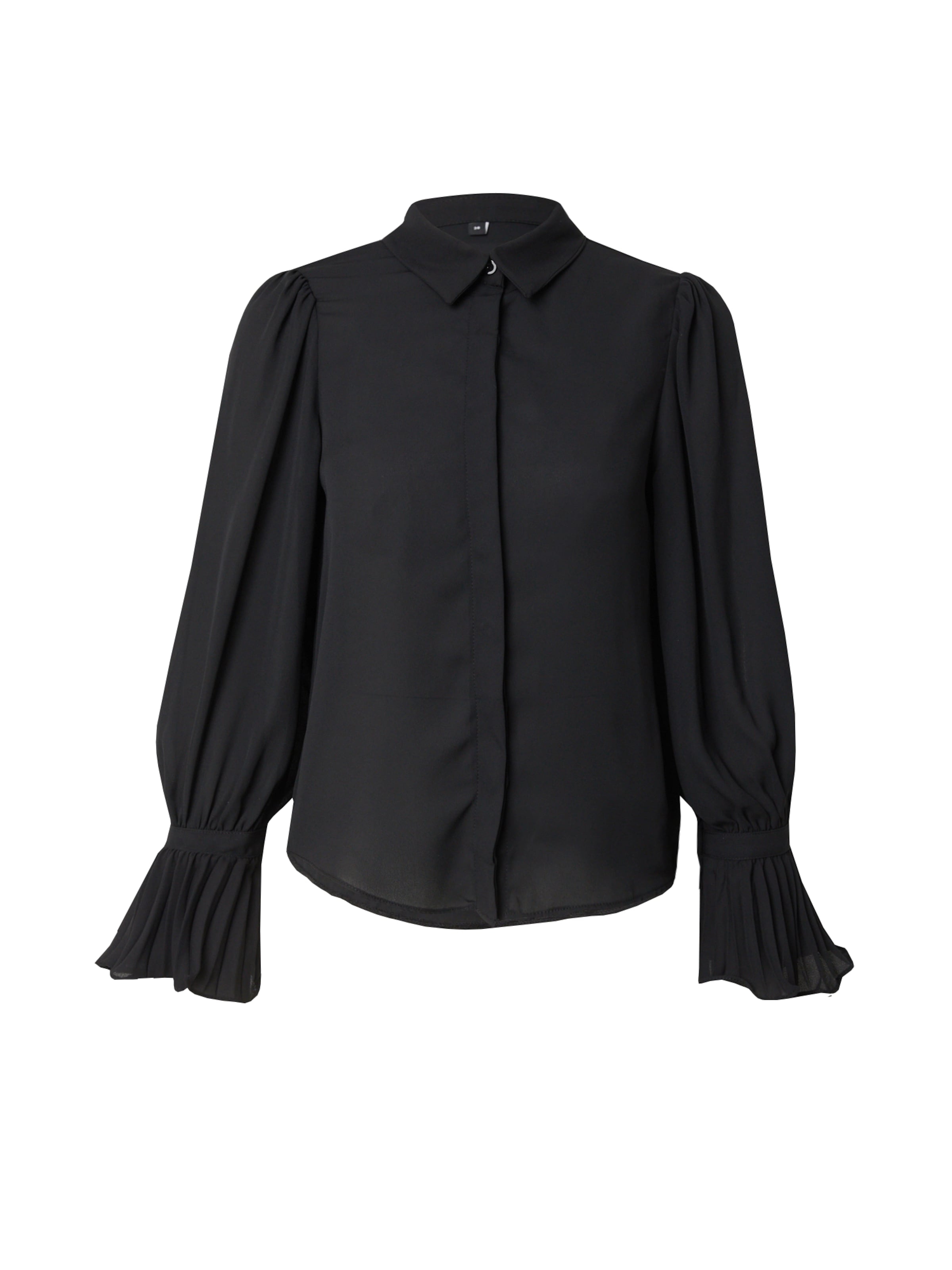 Trendyol Blouse in Black: front