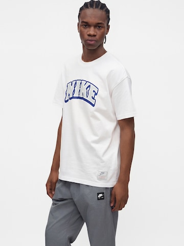 Nike Sportswear Shirt in Wit