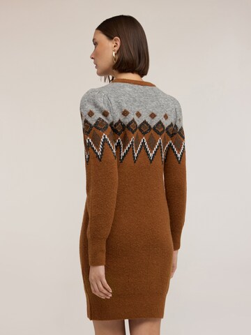Robe MOTIVI en marron