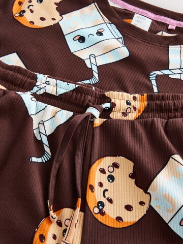 Next Pajama in Brown