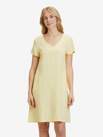 Betty Barclay Summer Dress in Yellow: front