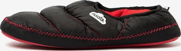 Nuvola. - Pantufa 'Classic Trim' em vermelho: frente
