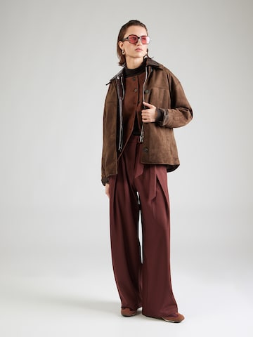 ABOUT YOU Flared Pantalon 'Palmer' in Bruin