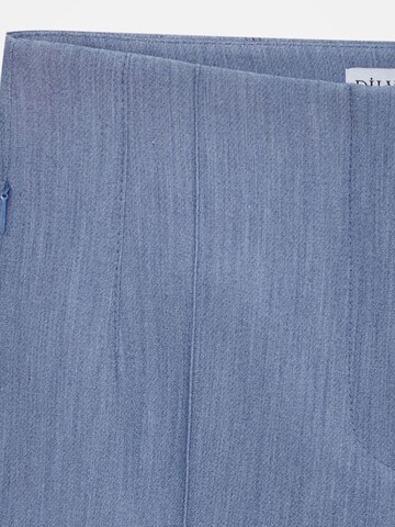 Dilvin Slim fit Pleated Pants 'Shorts' in Blue