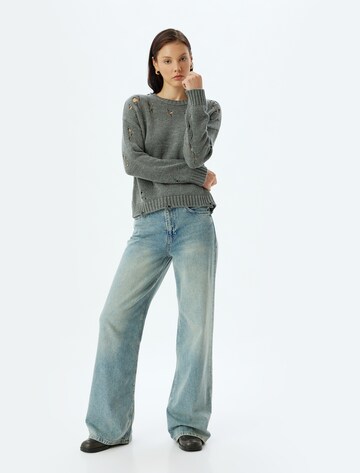 Koton Pullover in Grau