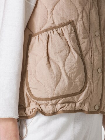 DEHA Vest in Beige