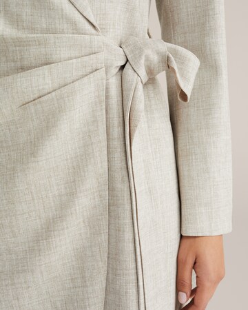 WE Fashion Dress in Beige