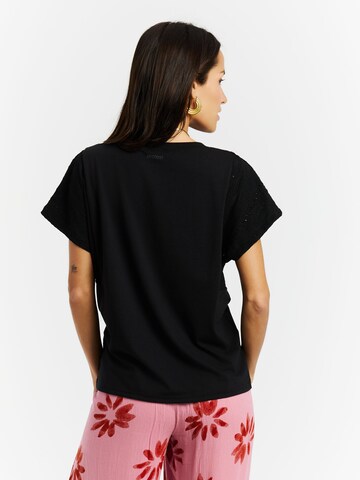 PROTEST Shirt 'PRTLomo' in Schwarz