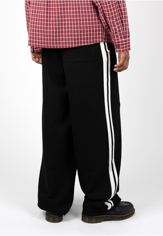 Regular Pantalon Prohibited en noir