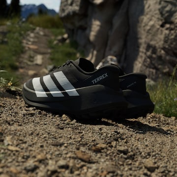 ADIDAS TERREX Полуботинки 'Agravic SL' в Черный