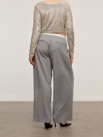CITA MAASS - Pierna ancha Pantalón de pinzas en gris