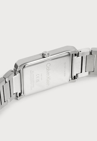Calvin Klein Analogna ura 'DAPPER' | srebrna barva: zadnja stran