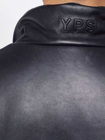 Young Poets Vest 'Pekka' in Black