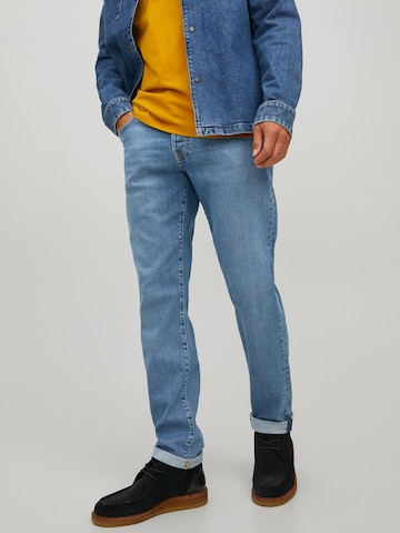 Regular Jeans 'Mike' de la JACK & JONES pe albastru: față