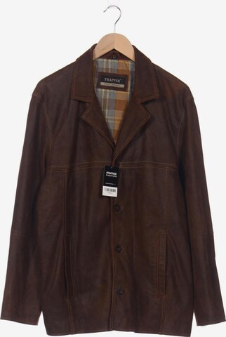 Trapper Jacket & Coat in M-L in Brown: front