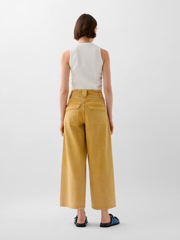 Regular Jean ' ' Scalpers en jaune
