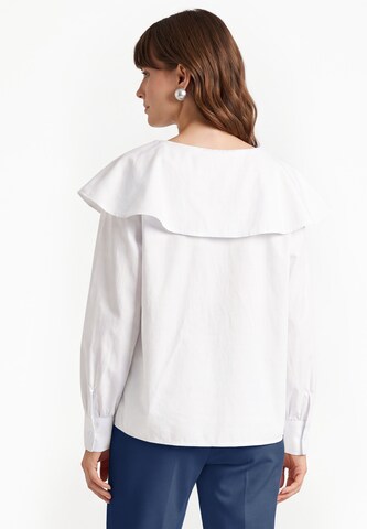 Usha - Blusa en blanco