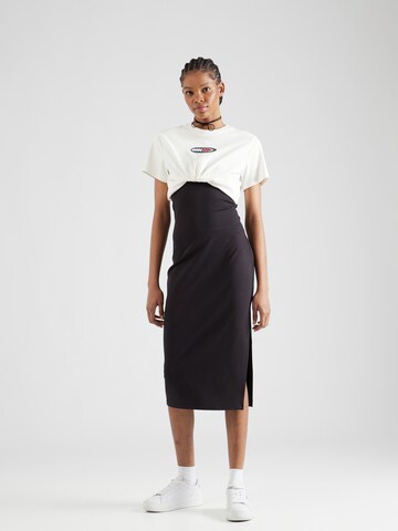 Tommy Jeans - Vestido em preto