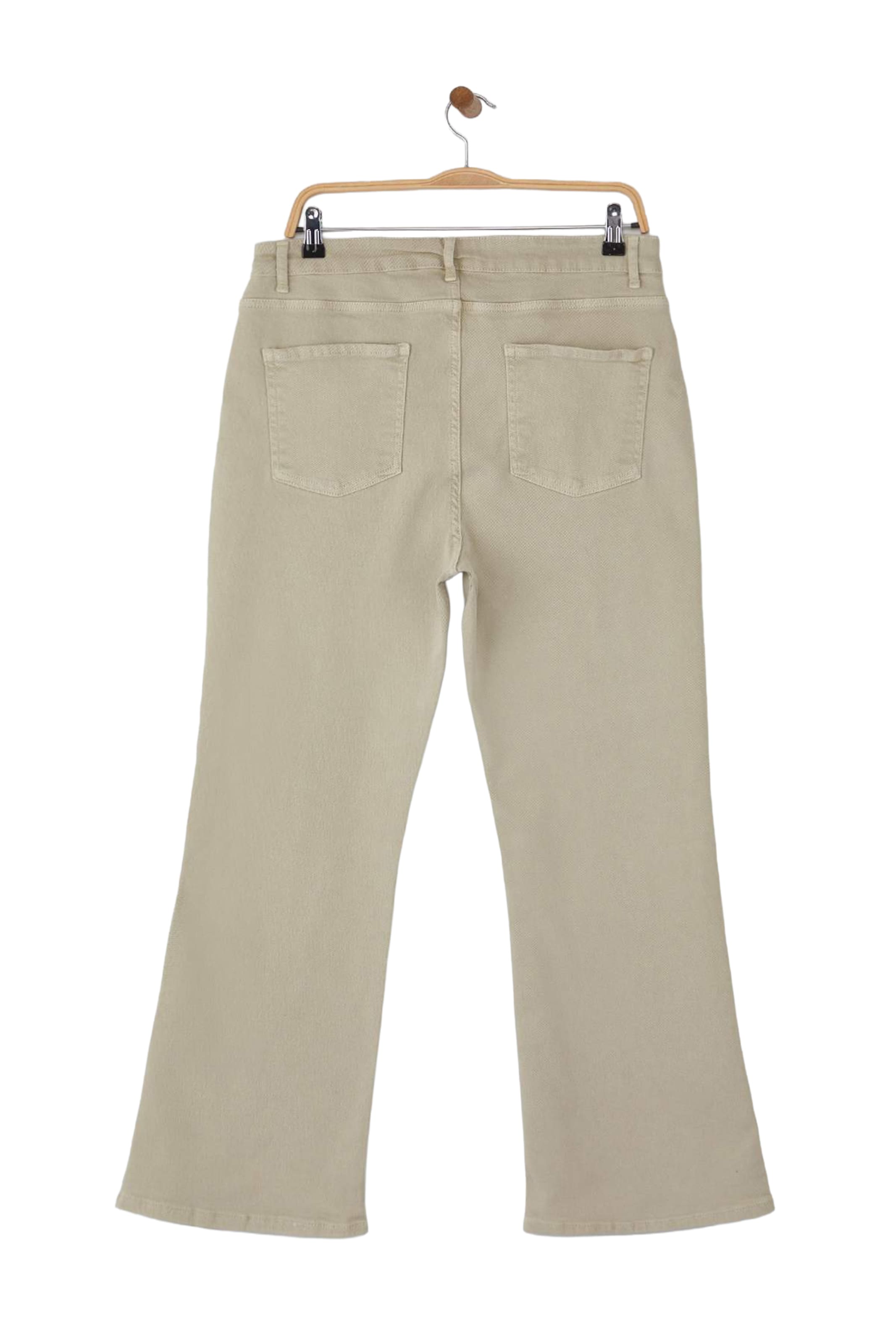 Trendyol Curve Boot cut Jeans in Beige