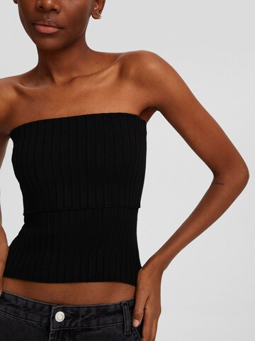 Bershka Knitted top in Black