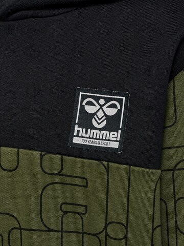 Hummel Sportsweatshirt 'EQUALITY' in Grün