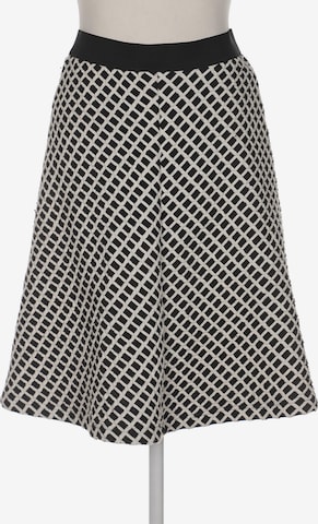 Minx Skirt in S in Black: front