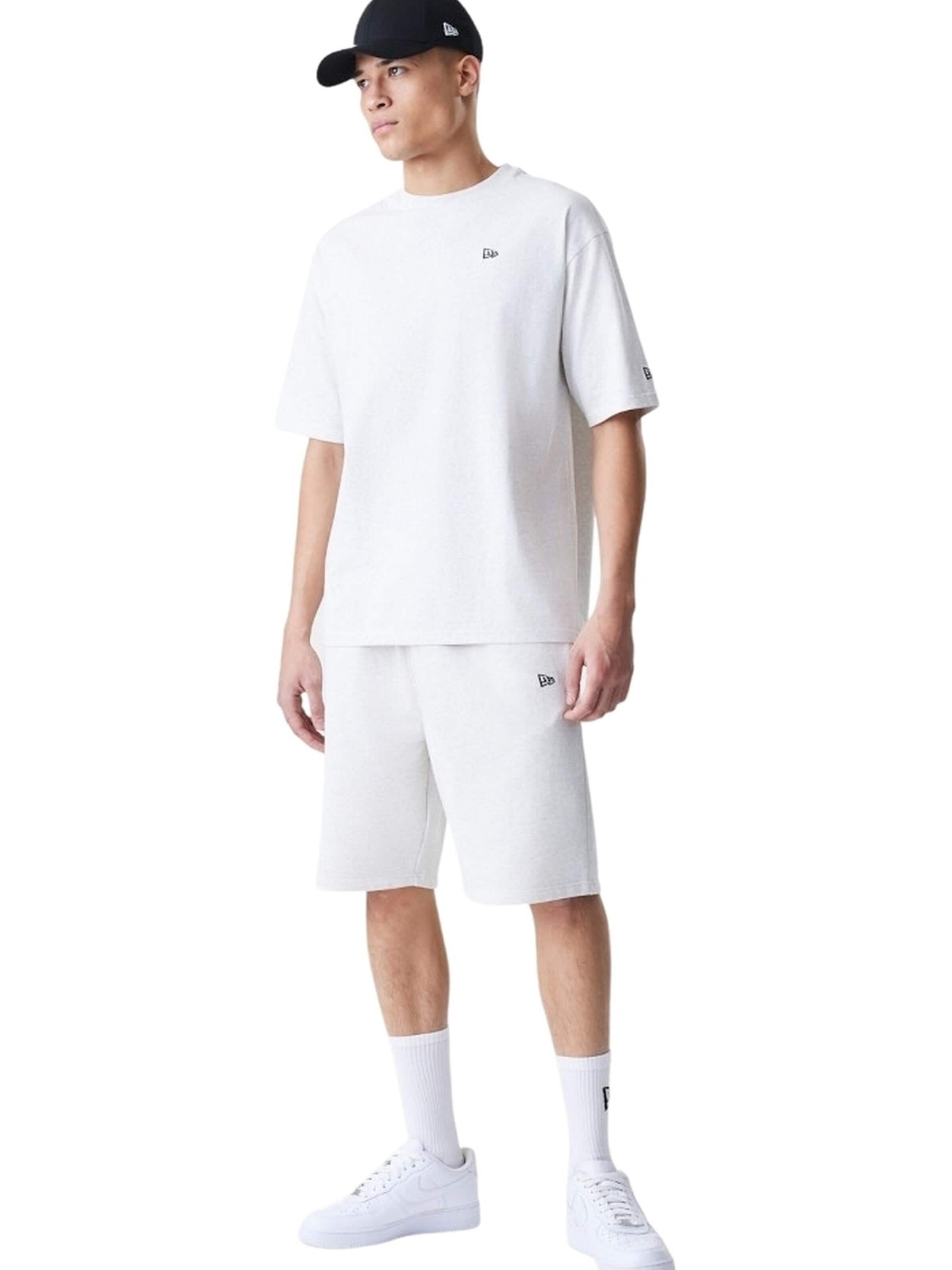 NEW ERA - Camiseta 'Camiseta new era gris ne essential os tee' en gris
