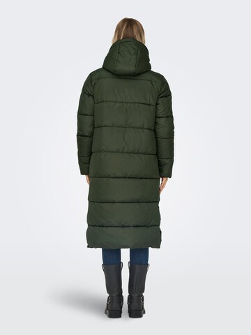 Cappotto invernale di ONLY in verde