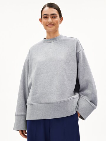 ARMEDANGELS Pullover ANWAA in Grau: Vorderseite