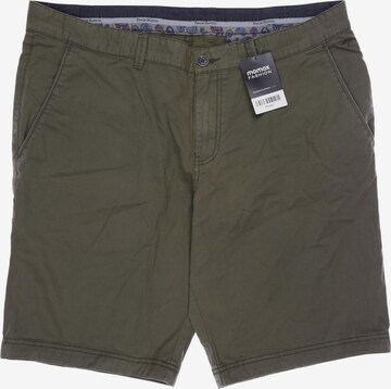 FYNCH-HATTON Shorts in 38 in Green: front