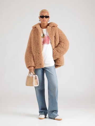 LEVI'S ® Υπερμέγεθες μπλουζάκι 'TABOR' σε λευκό