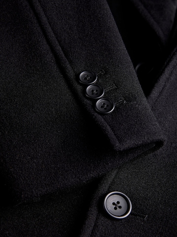 Portland Outerwear Company Mantel in Schwarz