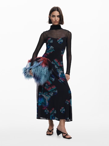 Desigual Платье в Черный