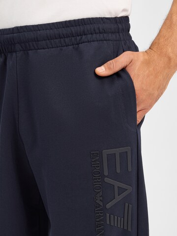 Loosefit Pantalon EA7 Emporio Armani en bleu